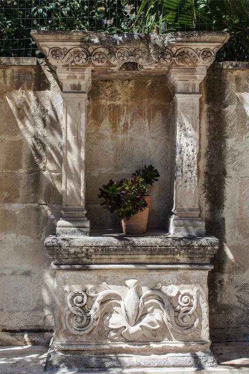 Casa Q Bed & Breakfast Lecce Bagian luar foto